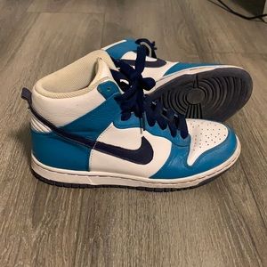 Nike Custom made Women’s size 7.5